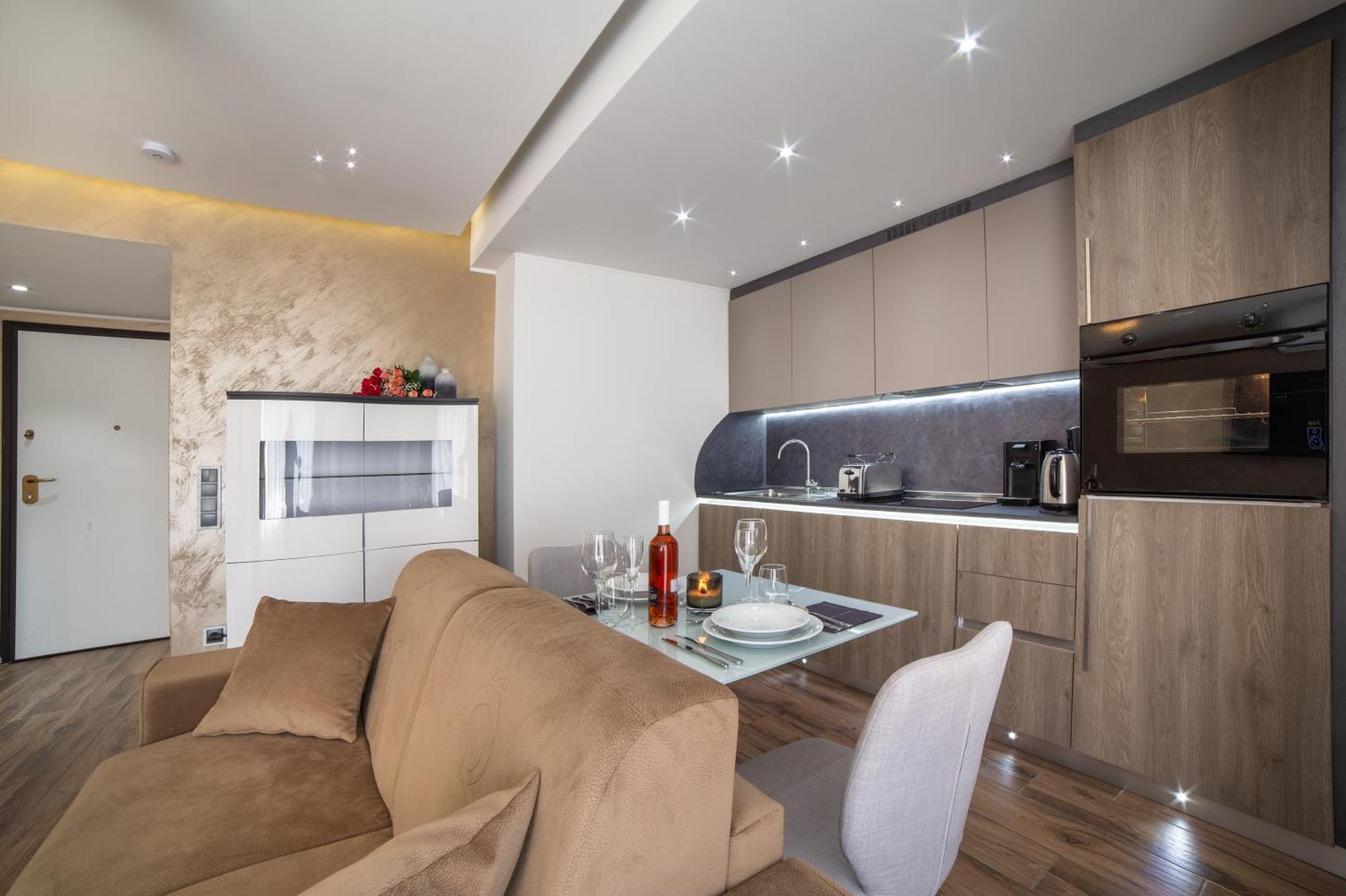 The Queen Luxury Apartments - Villa Carlotta Люксембург Экстерьер фото